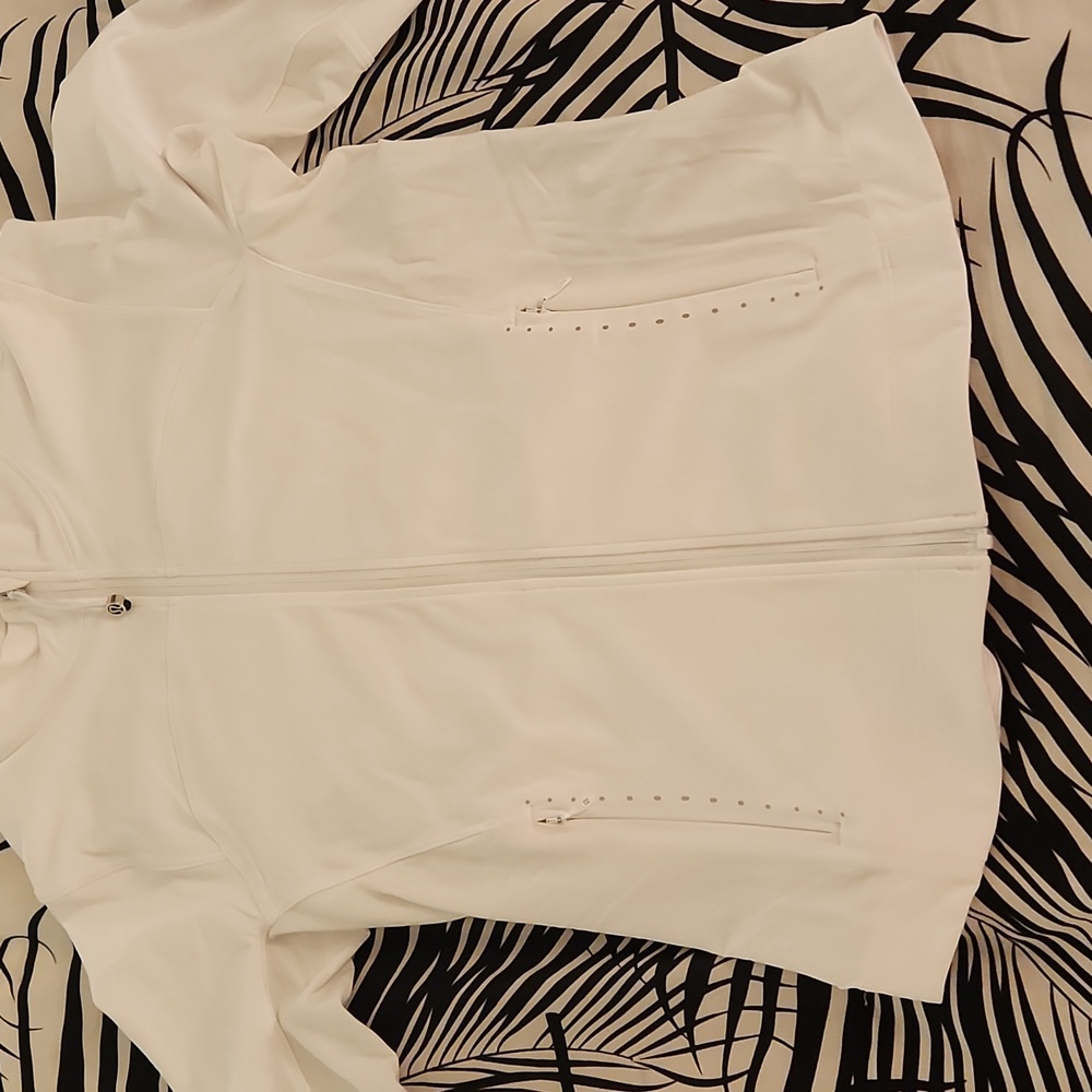 Lululemon Lightweight Running Jacket - Picture 3 of 8
